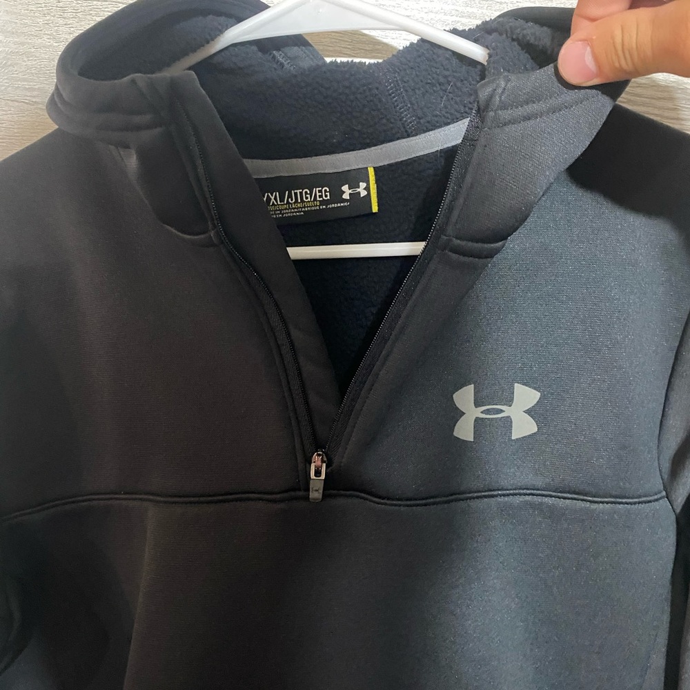 Under Armour 1/4 Zip Jacket